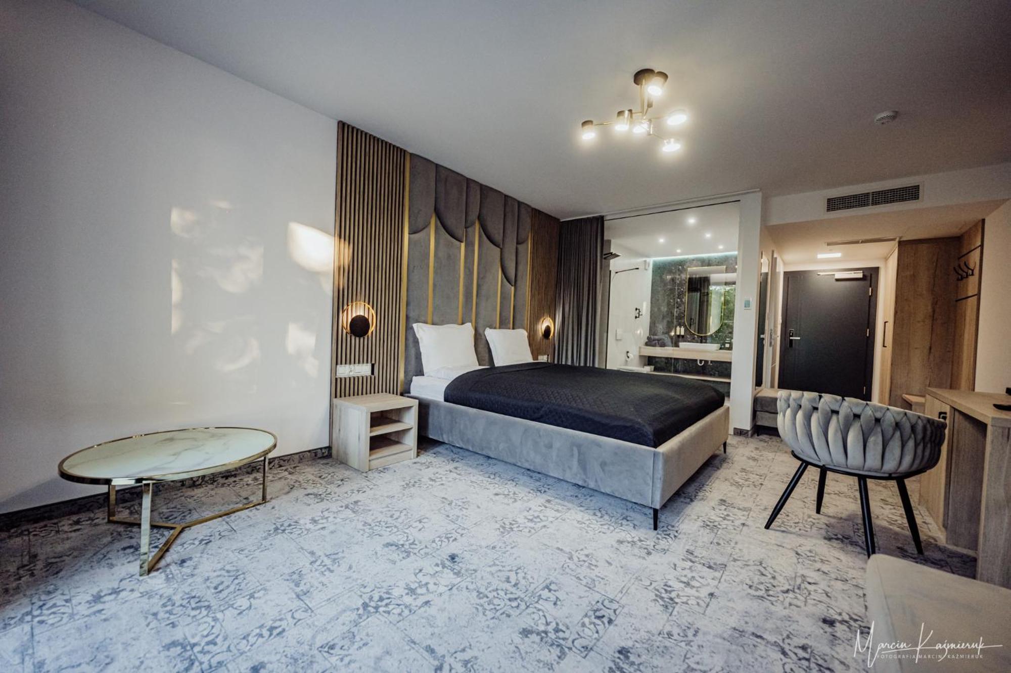 ウストカ Cristal Bed & Breakfast エクステリア 写真