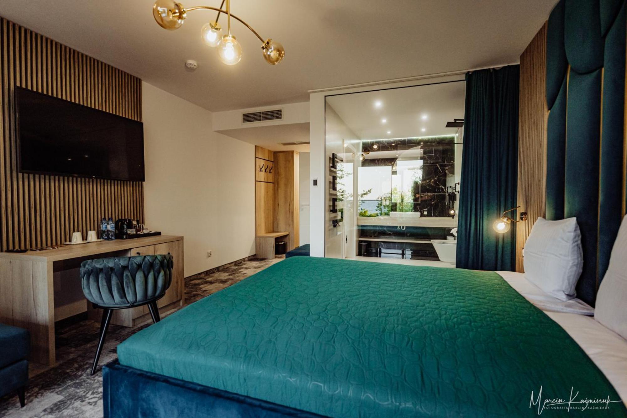 ウストカ Cristal Bed & Breakfast エクステリア 写真