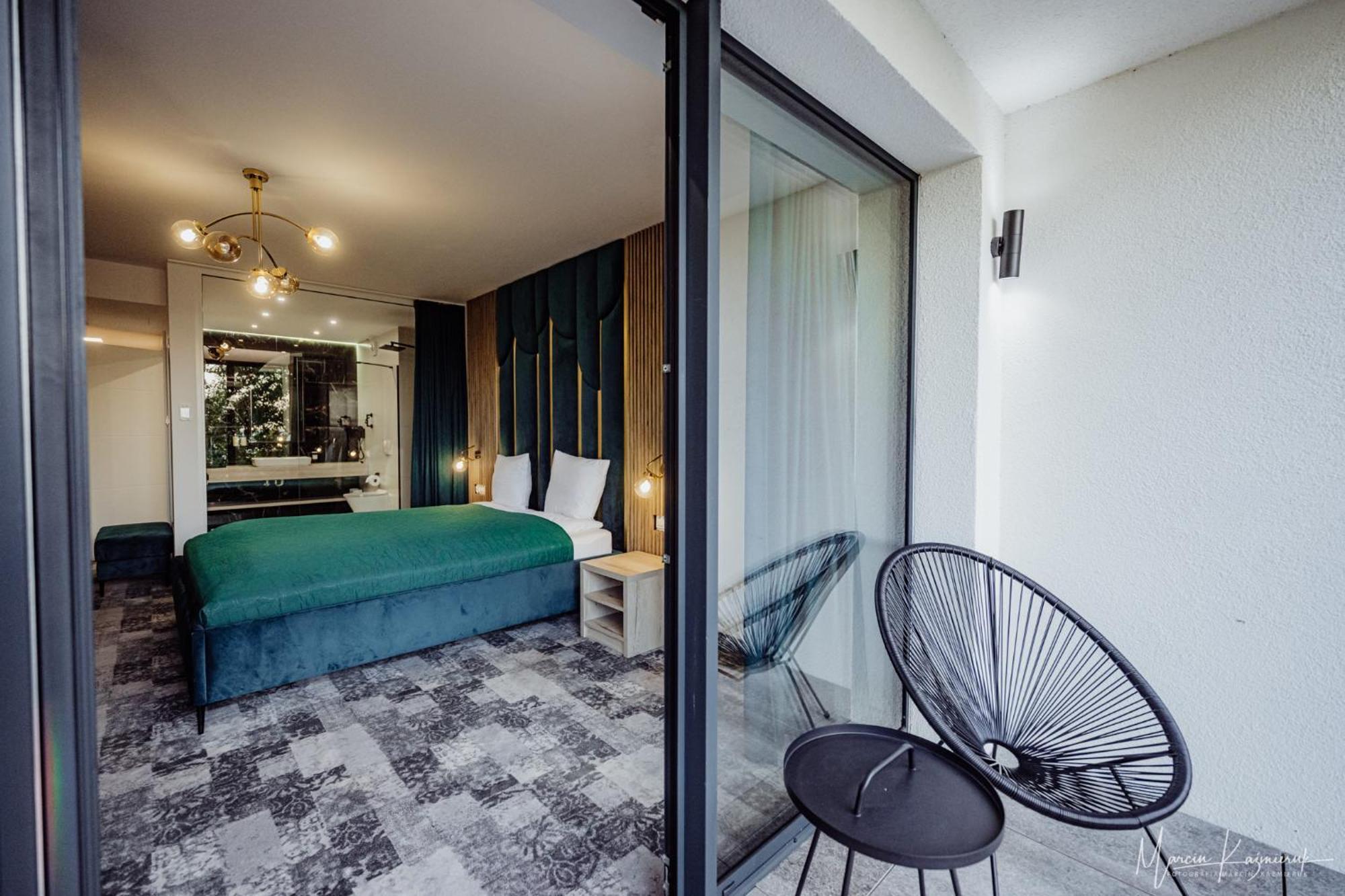 ウストカ Cristal Bed & Breakfast エクステリア 写真