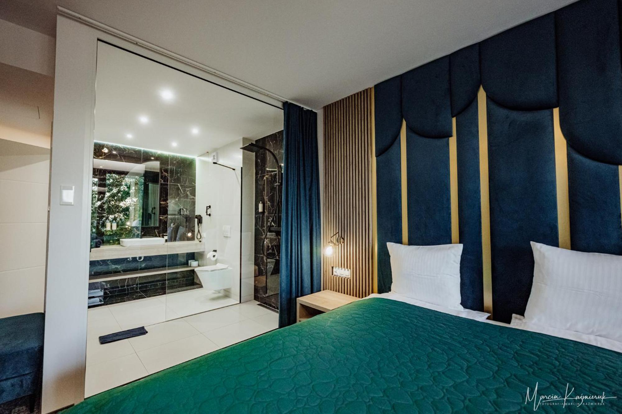 ウストカ Cristal Bed & Breakfast エクステリア 写真