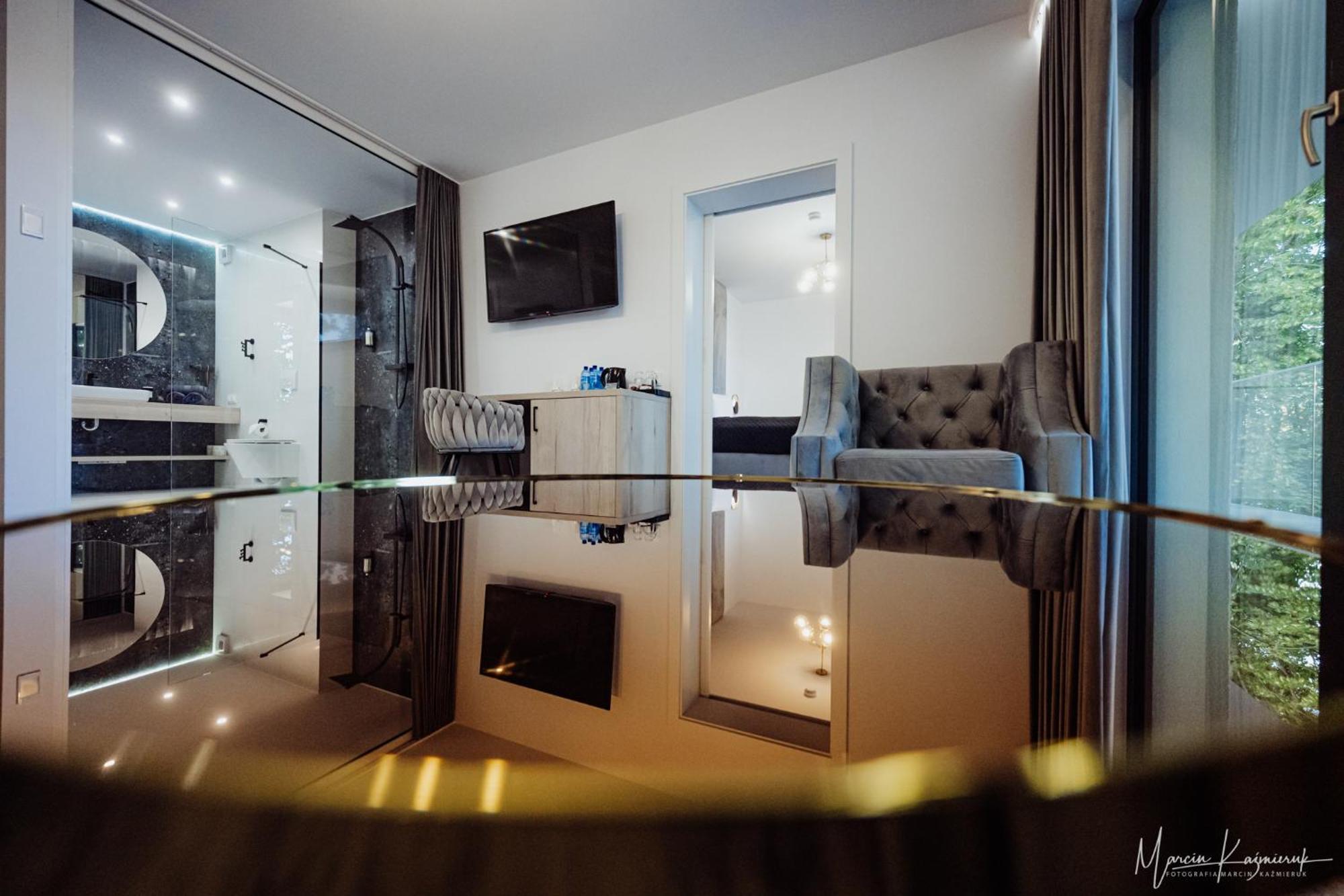 ウストカ Cristal Bed & Breakfast エクステリア 写真