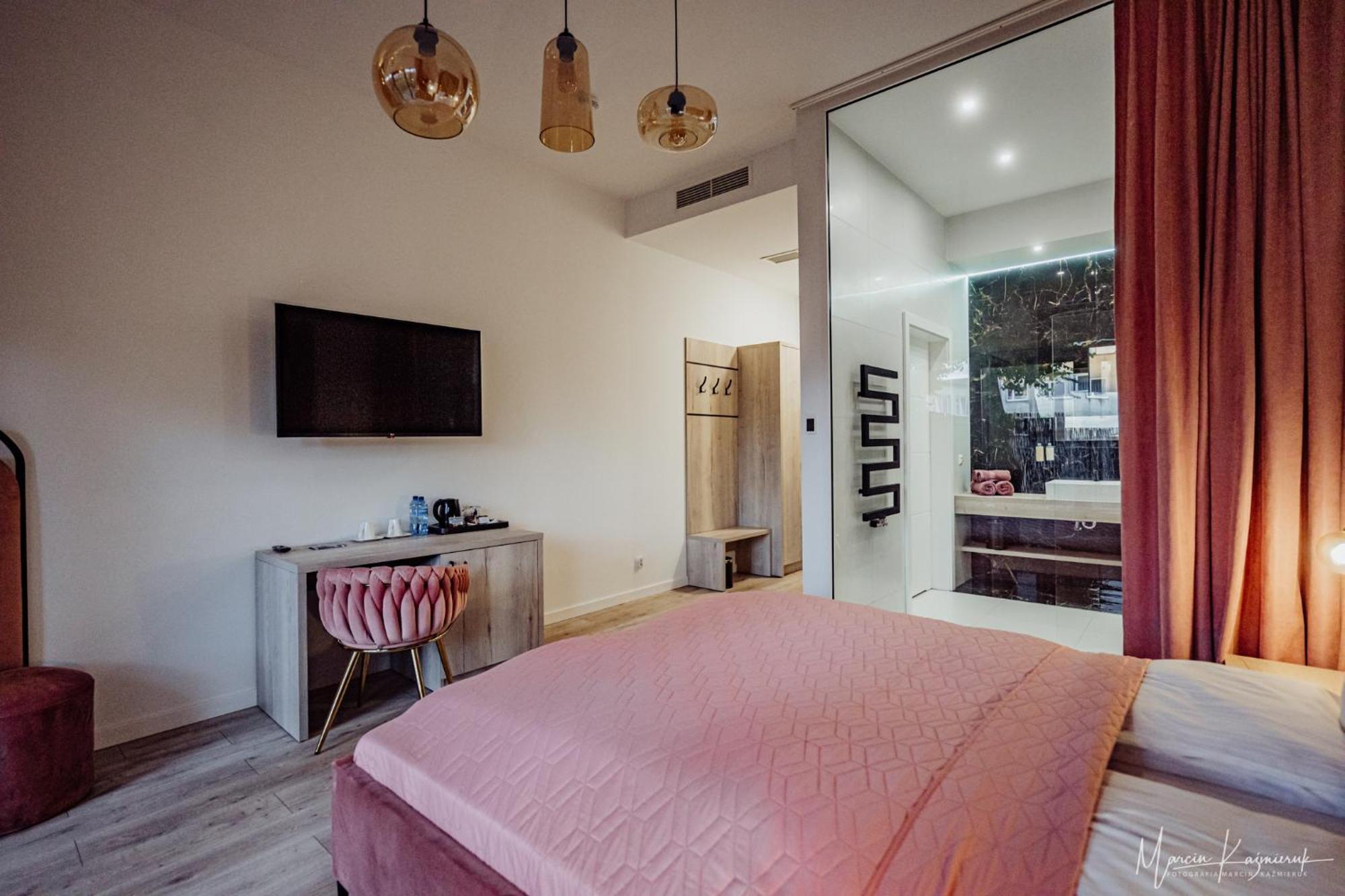 ウストカ Cristal Bed & Breakfast エクステリア 写真