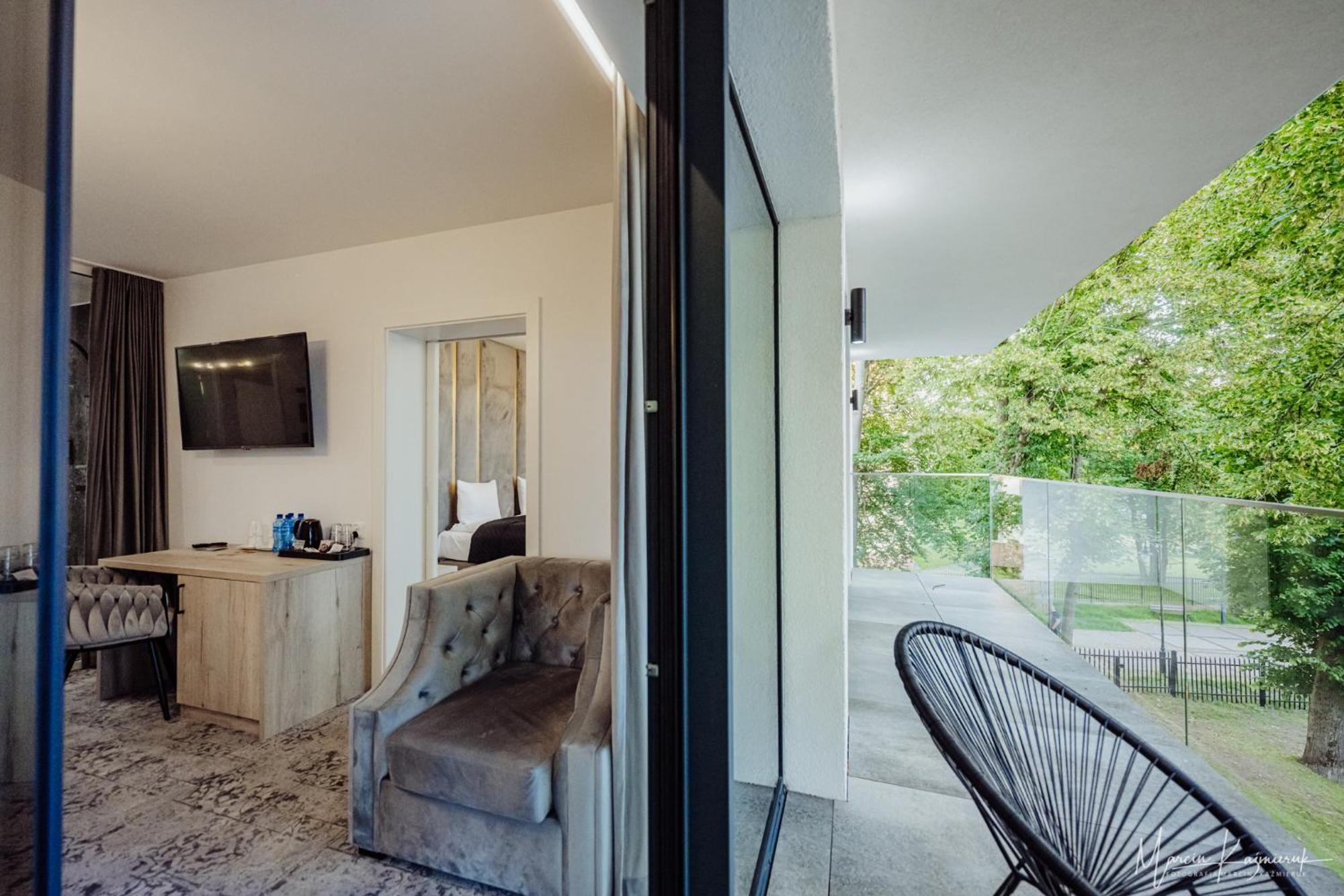 ウストカ Cristal Bed & Breakfast エクステリア 写真