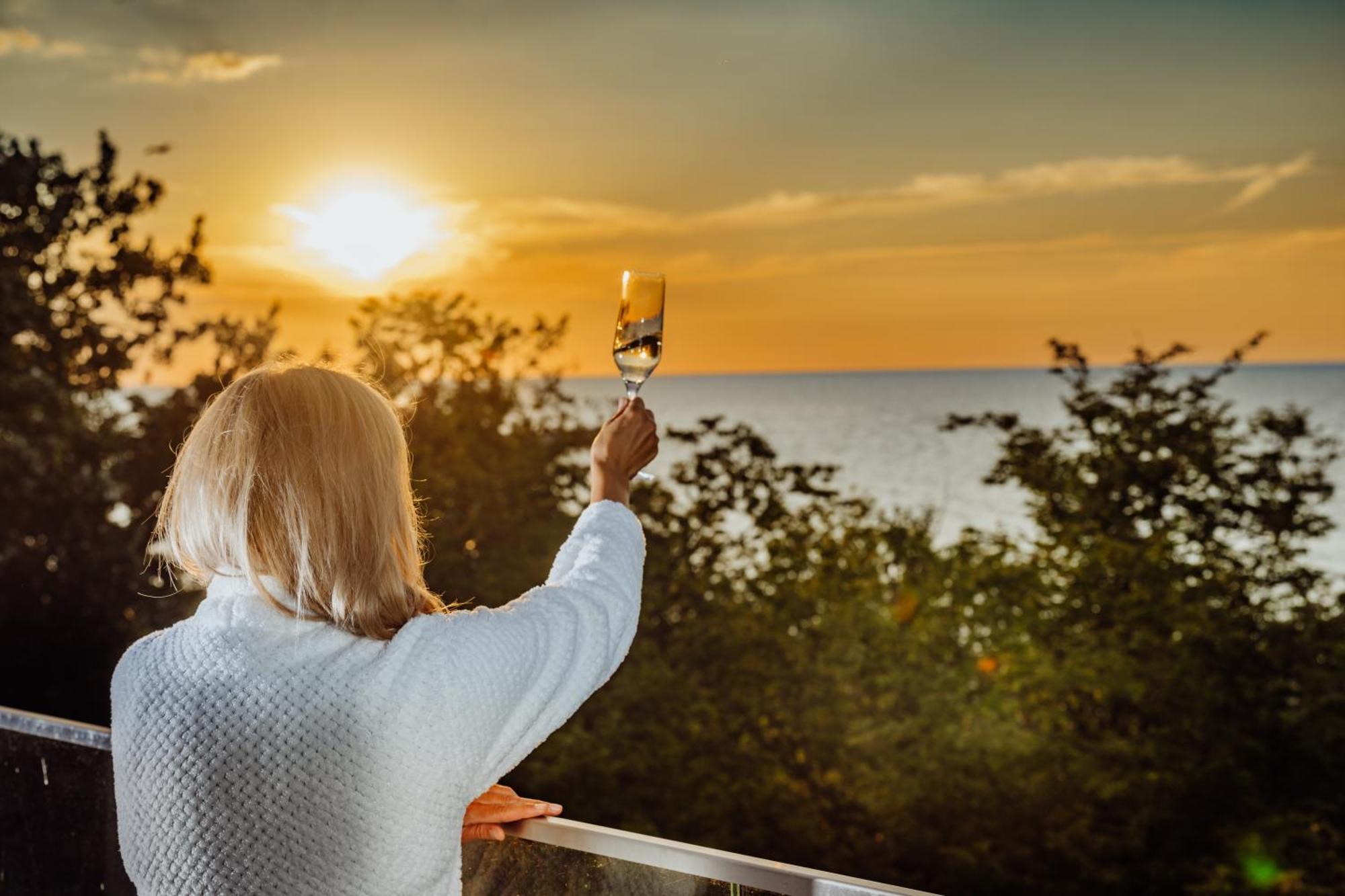 ウストカ Cristal Bed & Breakfast エクステリア 写真